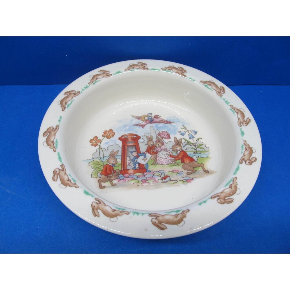 Royal Doulton Bunnykins Letterbox Round Baby Childs Plate Bowl 6 1/4"